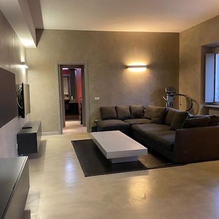 Spacious & Elegant Apartment Near Corso Como - Maroncelli Milan Exterior photo